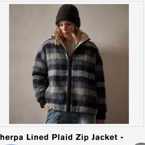 Women’s Sherpa lined plaid zip jacket NWT